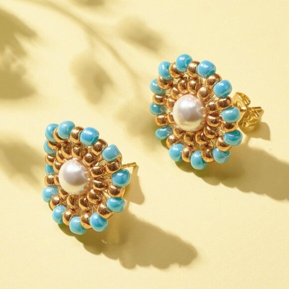 NWOT - Handmade Seed bead & Shell Pearl Round Stud Earrings - Picture 2 of 4